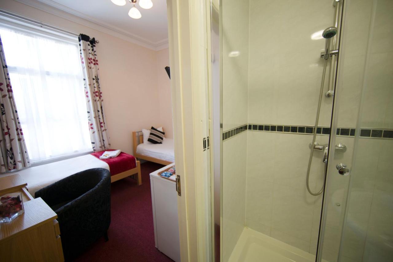 Saba Rooms And Apartments 런던 외부 사진