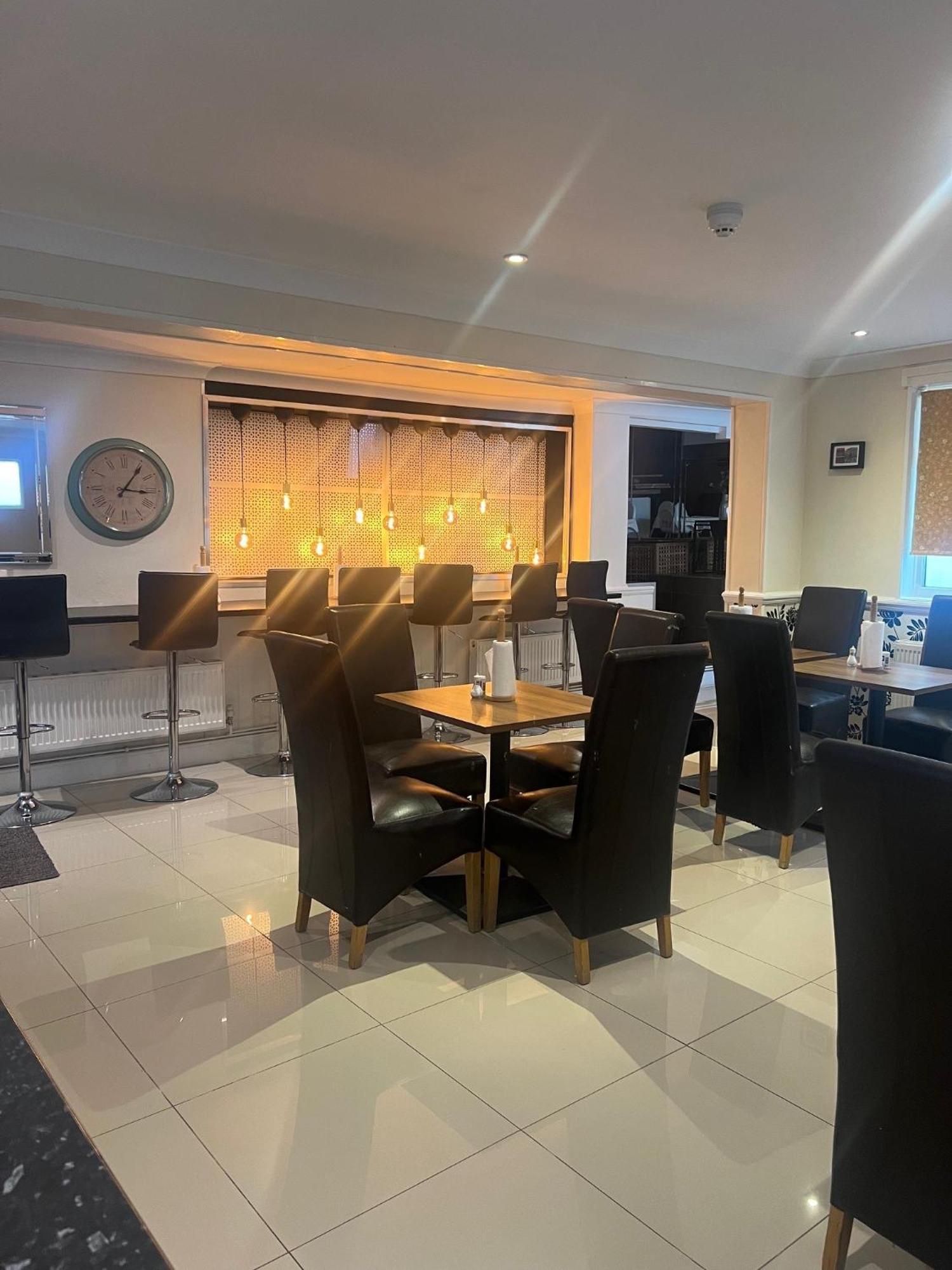 Saba Rooms And Apartments 런던 외부 사진
