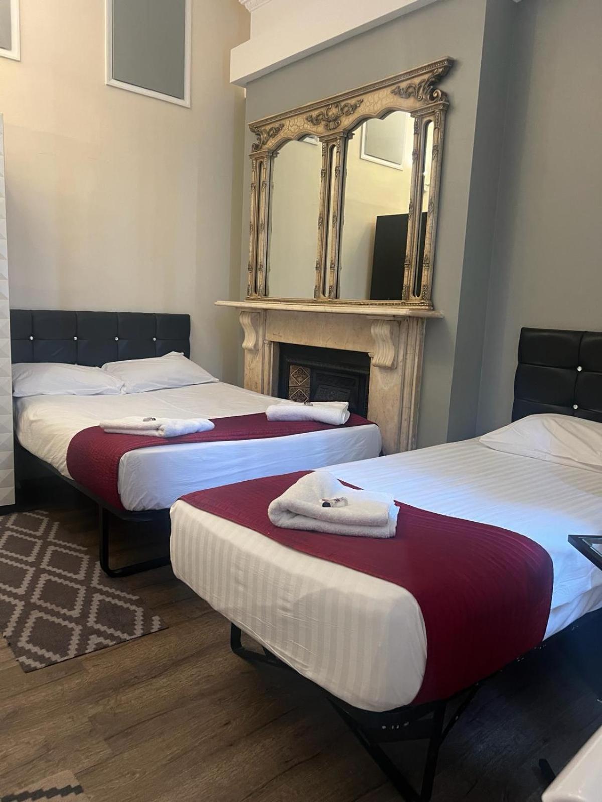 Saba Rooms And Apartments 런던 외부 사진